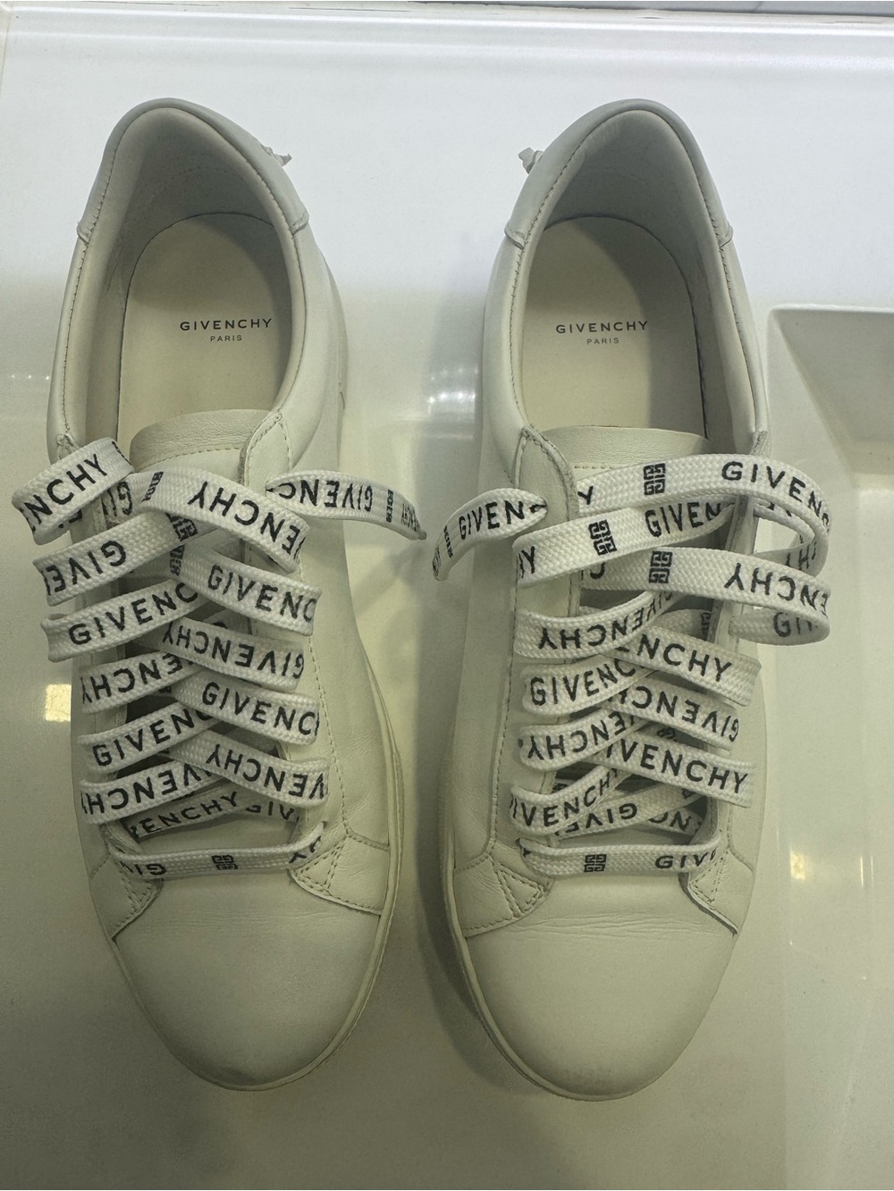 Givenchy White Low-Top Leather Sneakers with Logo Ribbon Laces